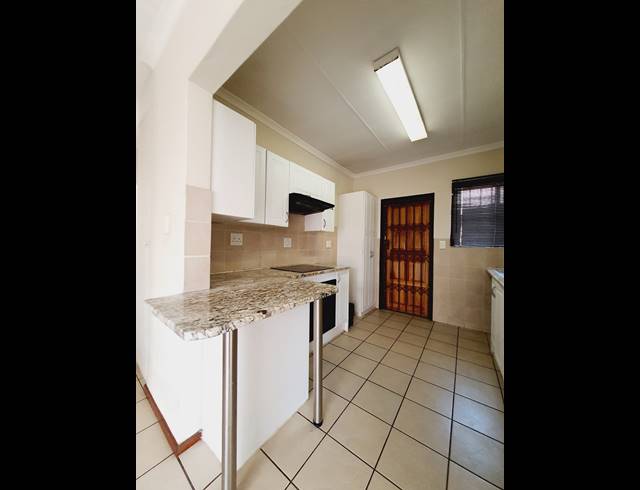 2 BEDROOM SECTIONAL TITLE FOR SALE IN HALFWAY GARDENS